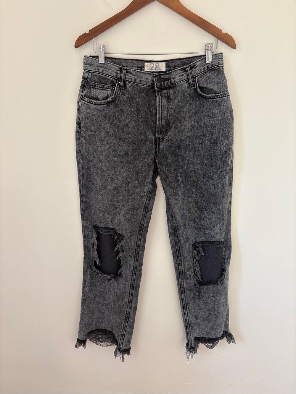 We The Free Distressed Straight-Leg Jeans in Charcoal Gray - Picture 4 of 9